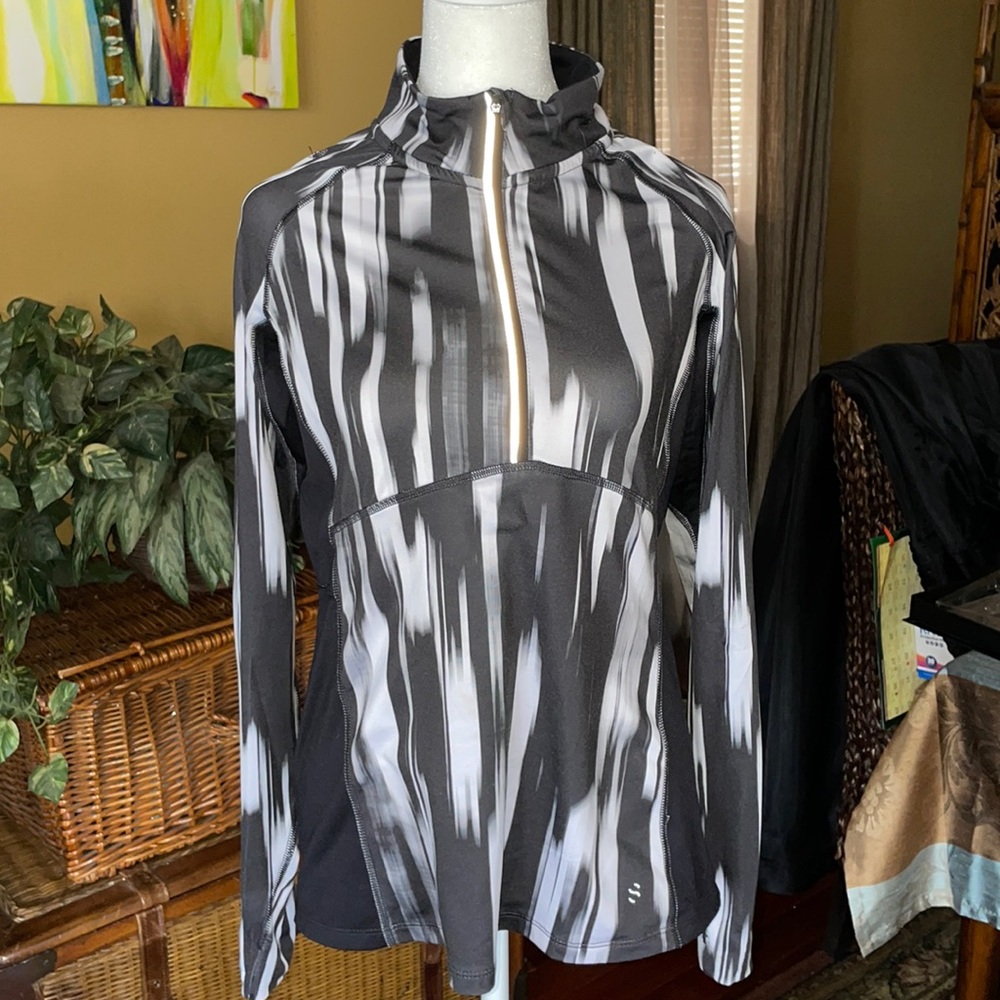 H&M Sport Pullover Jacket Sz M